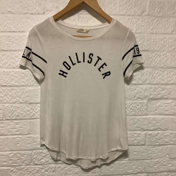 Hollister Oversize T Shirt - Size S - White - Cotton - P2P 16” - Picture 3 of 8